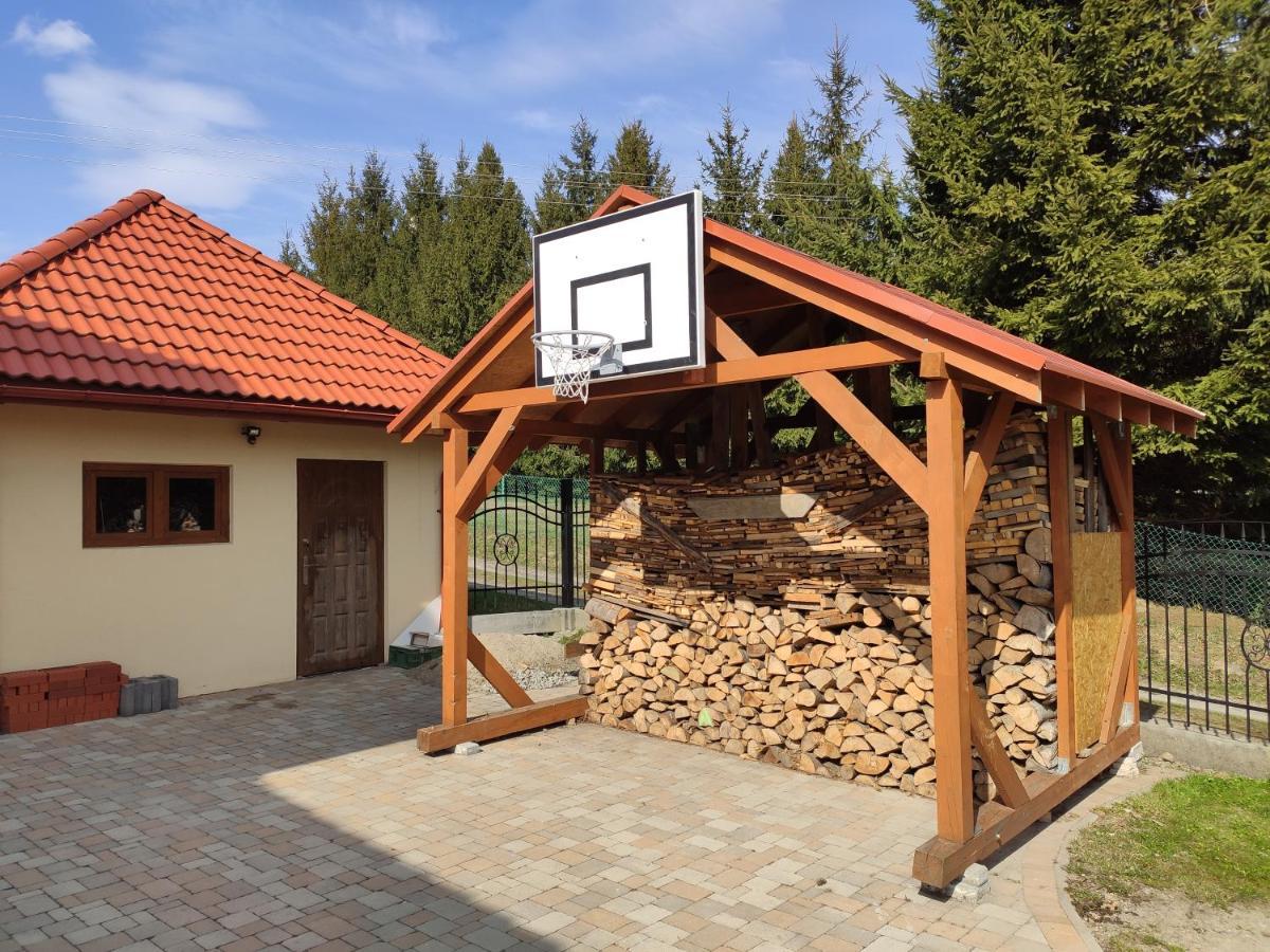 Апартаменти Apartament W Sercu Ustrzyk Устрики-Долішні Екстер'єр фото